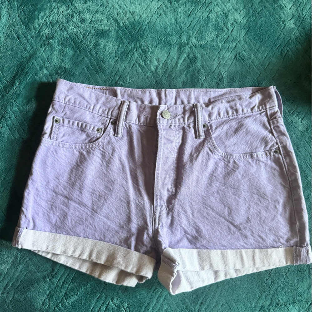 Levi’s Women's Lavender Shorts